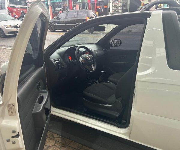 c2b5e29e-ad9c-4811-816f-3bc78ec4b636